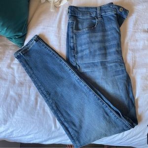 NWOT American Eagle Jeggings